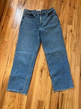 Abercrombie & Fitch Vintage Straight High Rise, Raw Hem